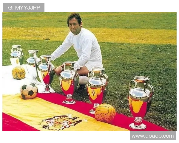 足球明星素质是否真的不行探讨他们在场外的表现与影响力